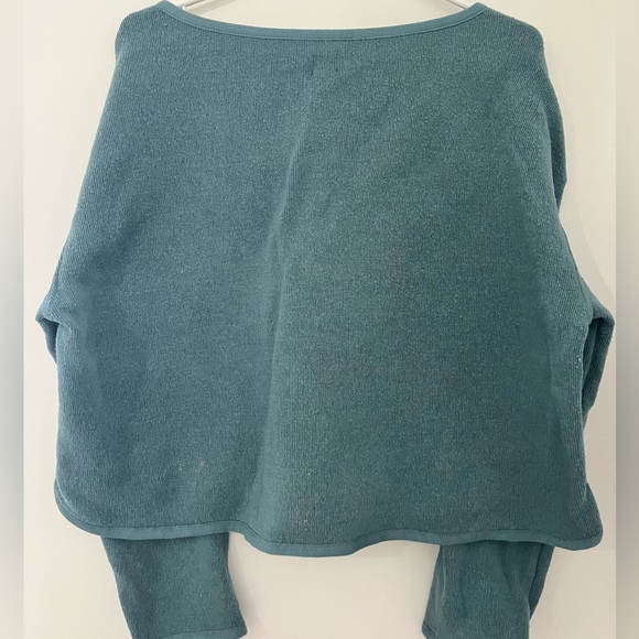 Urban Outfitters Long Sleeve Top - Picture 2 of 3